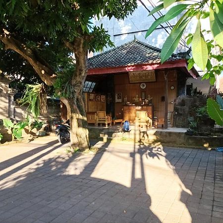 โรงแรมแซปตา เปตาลา กูตา ภายนอก รูปภาพ